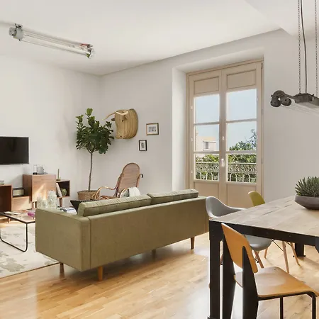 Apartment Halcyon Days Designer By Ana Locking *