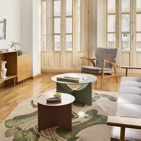 Halcyon Days Designer By Ana Locking Apartment
