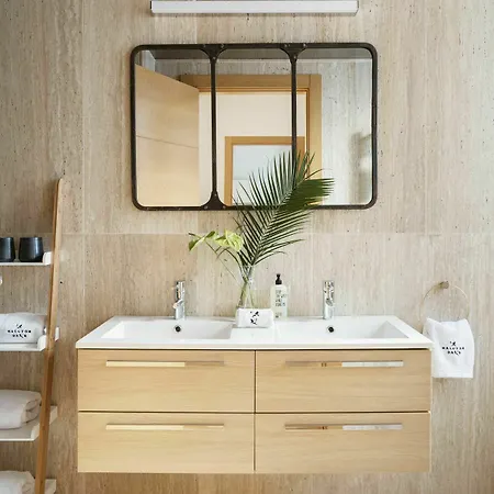 Apartment Halcyon Days Designer By Ana Locking *