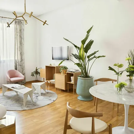 Halcyon Days Designer By Ana Locking Apartment *